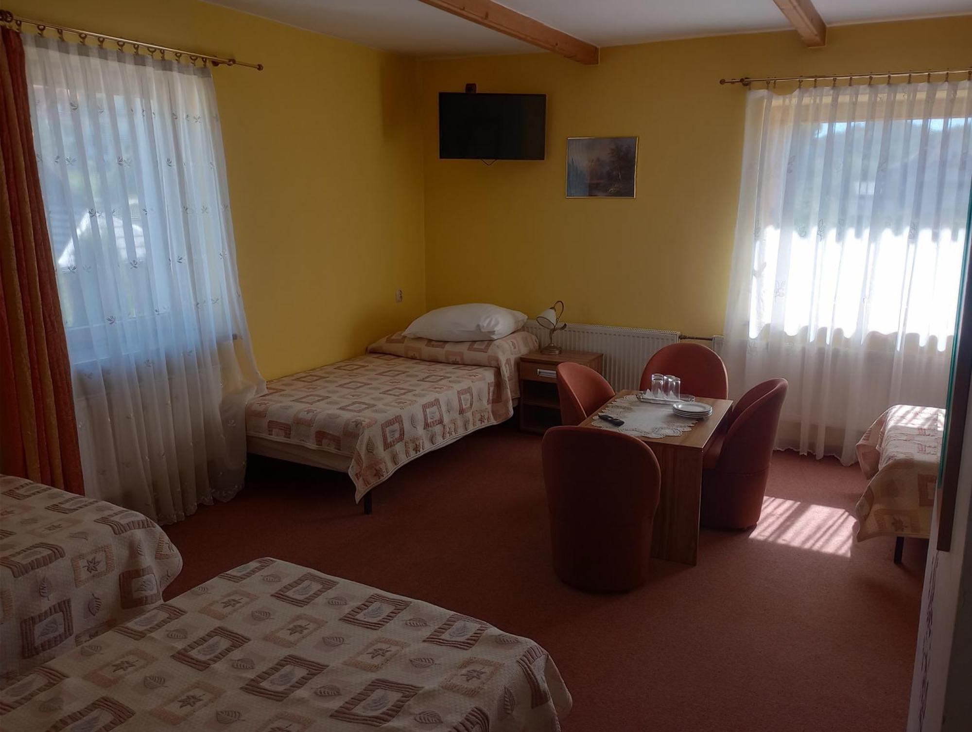 Hotel Goralski Raj Nowy Targ Esterno foto
