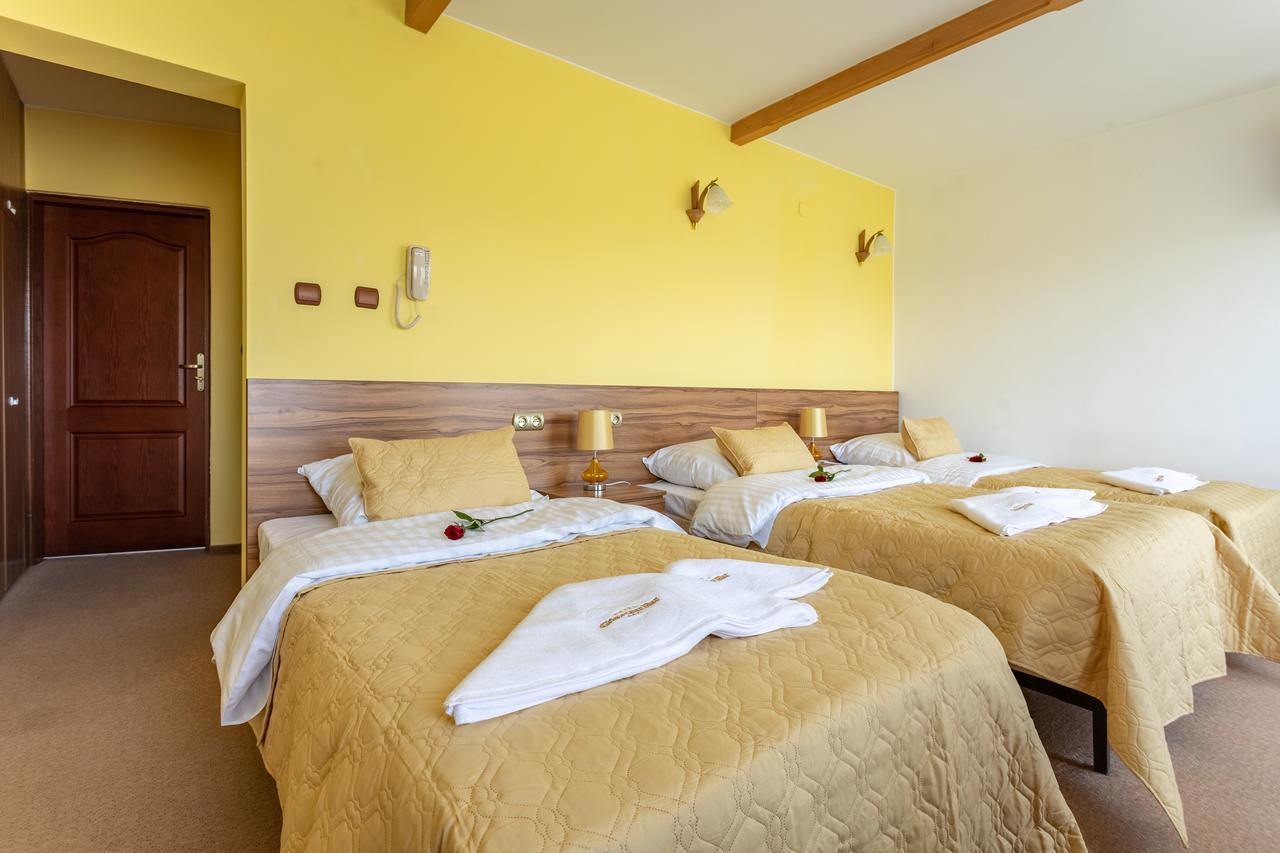 Hotel Goralski Raj Nowy Targ Esterno foto